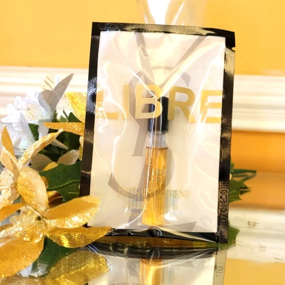 Yves Saint Laurent 3 ml - Picture 1 of 4